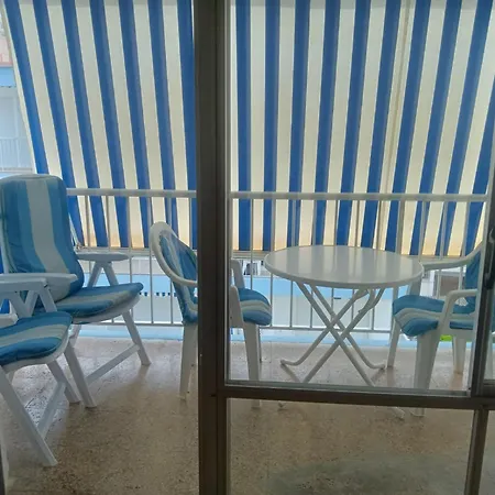 Acogedor En Playa Gandia 아파트