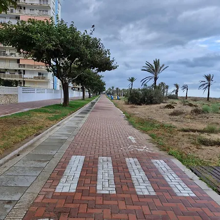 Acogedor En Playa Gandia *