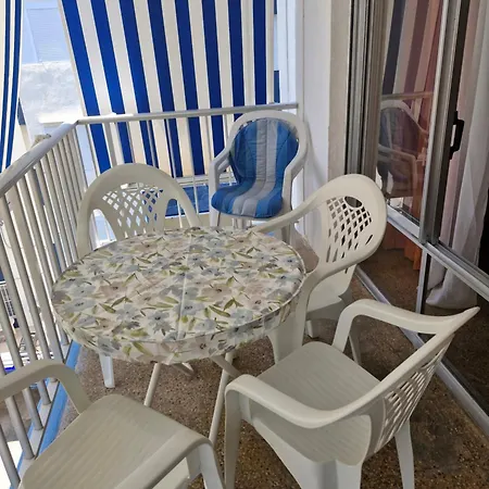 Acogedor En Playa Gandia アパート